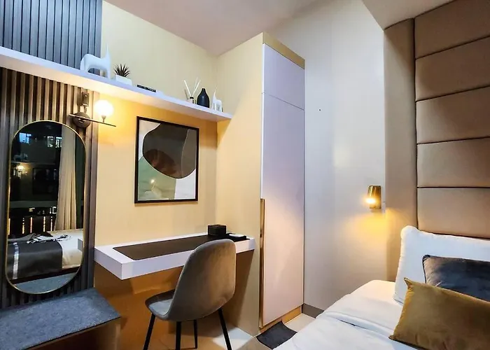 Luxestaysmnl Elegant Family 2br Poolgym 400mbps Wifi Netflx Amazing View * Manila