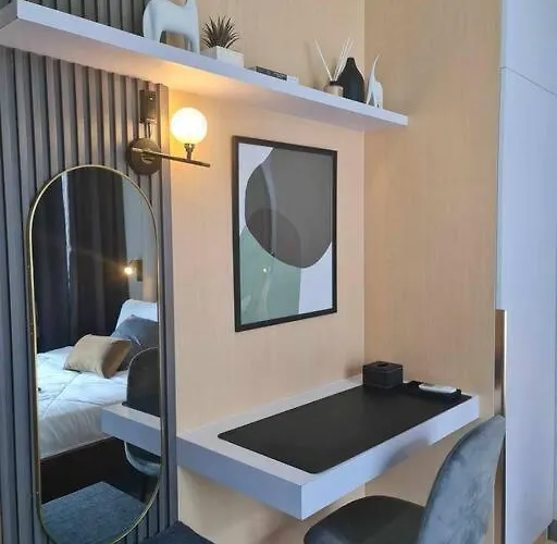 Luxestaysmnl Elegant Family 2br Poolgym 400mbps Wifi Netflx Amazing View Manila