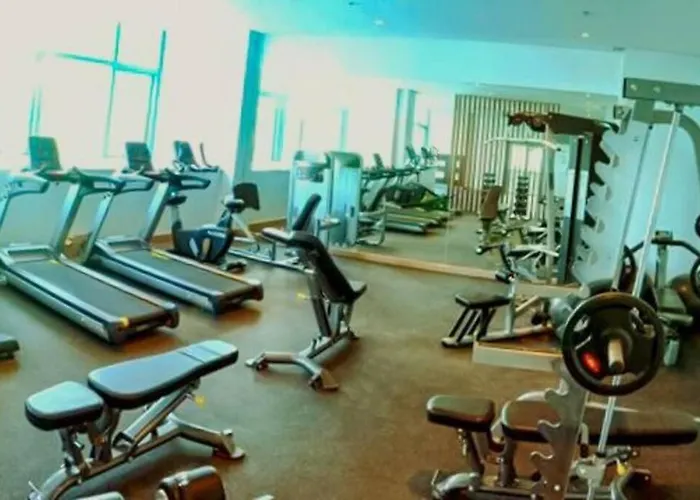 Luxestaysmnl Elegant Family 2br Poolgym 400mbps Wifi Netflx Amazing View *