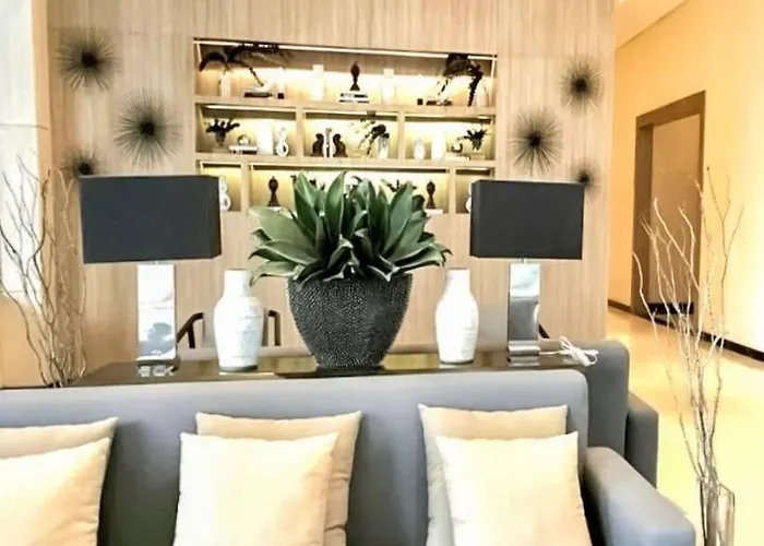 Luxestaysmnl Elegant Family 2br Poolgym 400mbps Wifi Netflx Amazing View Apartment