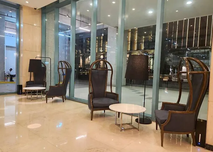 Luxestaysmnl Elegant Family 2br Poolgym 400mbps Wifi Netflx Amazing View * Manila