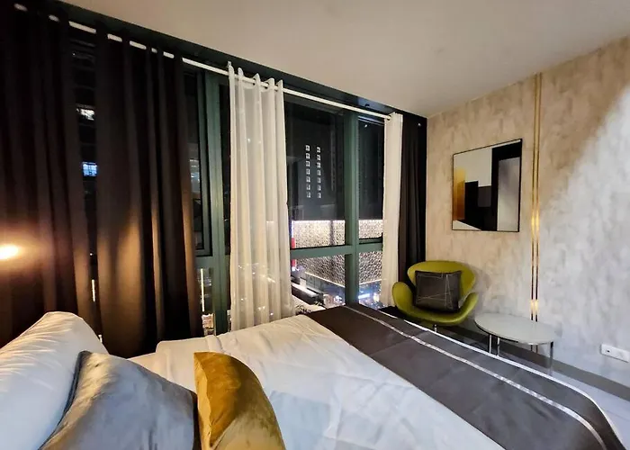 Apartment Luxestaysmnl Elegant Family 2br Poolgym 400mbps Wifi Netflx Amazing View *