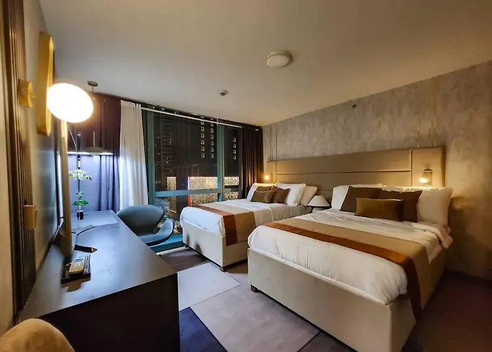 Luxestaysmnl Elegant Family 2br Poolgym 400mbps Wifi Netflx Amazing View