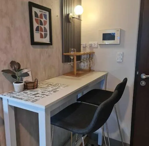 Luxestaysmnl Elegant Family 2br Poolgym 400mbps Wifi Netflx Amazing View