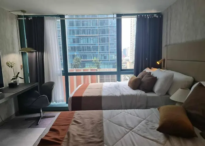 Luxestaysmnl Elegant Family 2br Poolgym 400mbps Wifi Netflx Amazing View Apartment