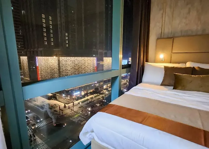 Luxestaysmnl Elegant Family 2br Poolgym 400mbps Wifi Netflx Amazing View *