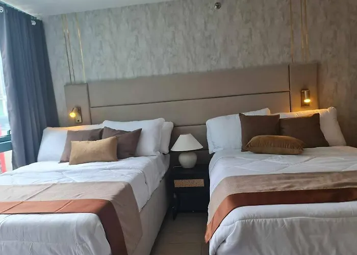 Apartment Luxestaysmnl Elegant Family 2br Poolgym 400mbps Wifi Netflx Amazing View Manila