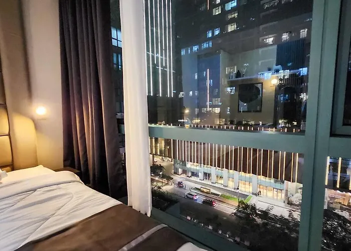 Luxestaysmnl Elegant Family 2br Poolgym 400mbps Wifi Netflx Amazing View Manila